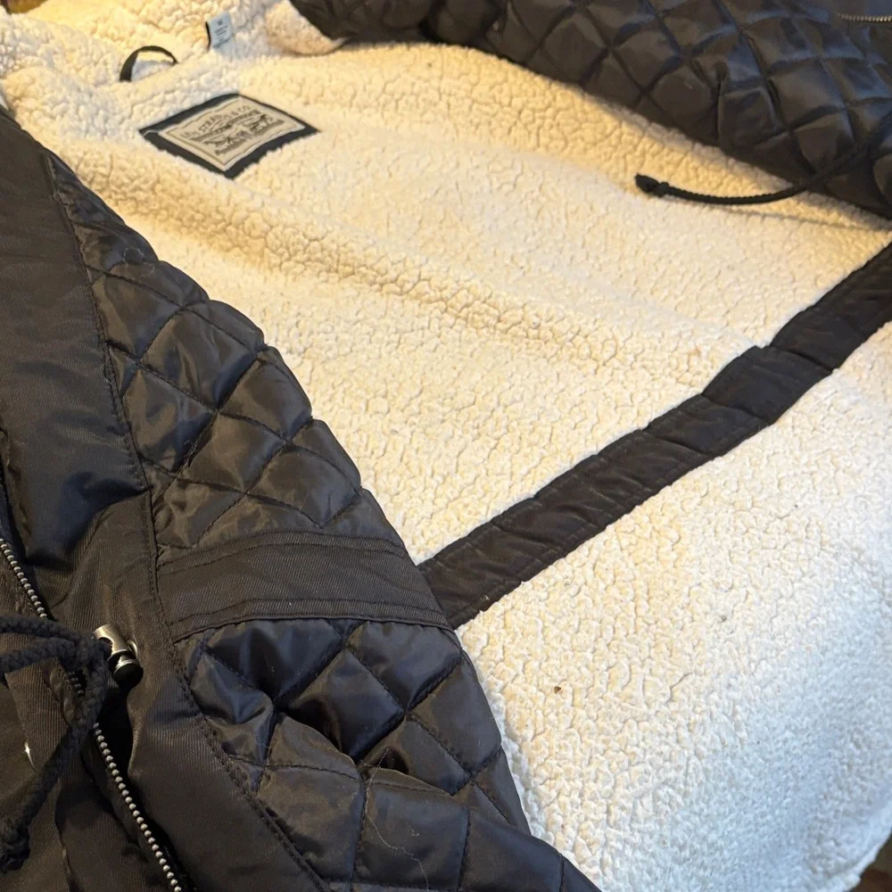 Women's Levis Black Parka Coat - Picture 5 of 7